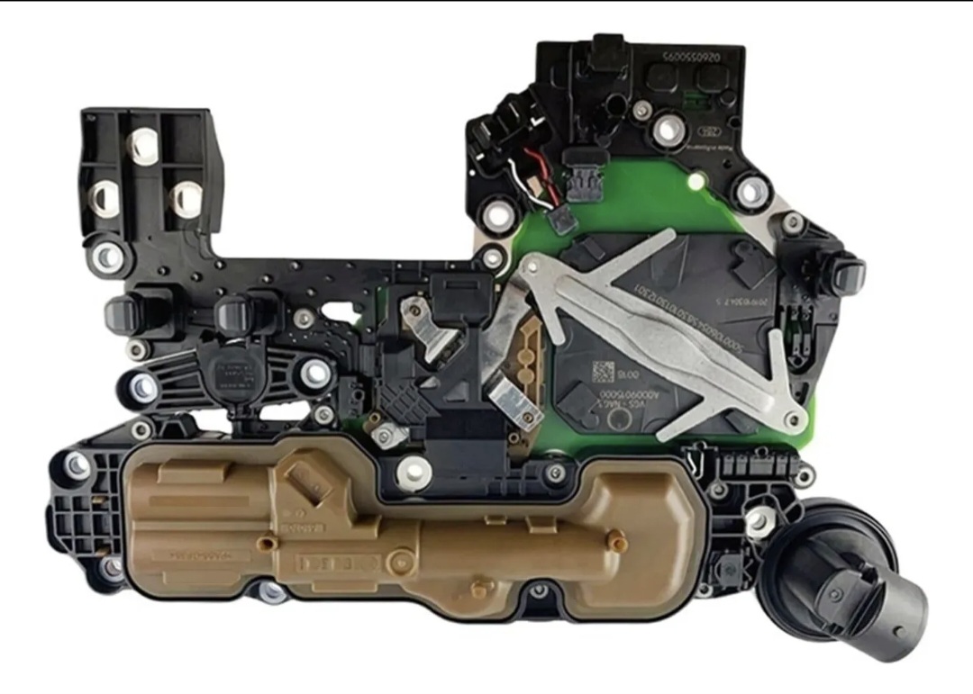 Mecatrônica Mercedes Benz 725.0 com módulo TCM integrado para reparo na Motortronic