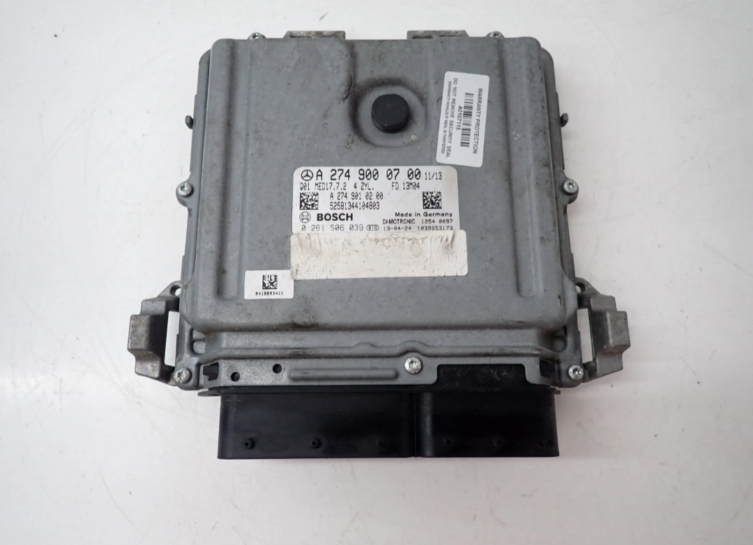 Módulo de injeção ECU Mercedes-Benz Bosch com conectores inferiores