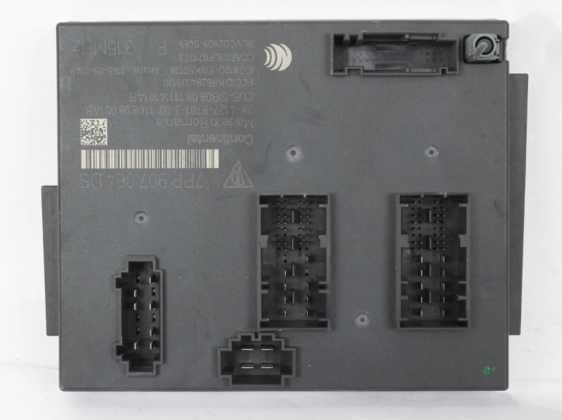 Módulo BCM Porsche com múltiplos conectores